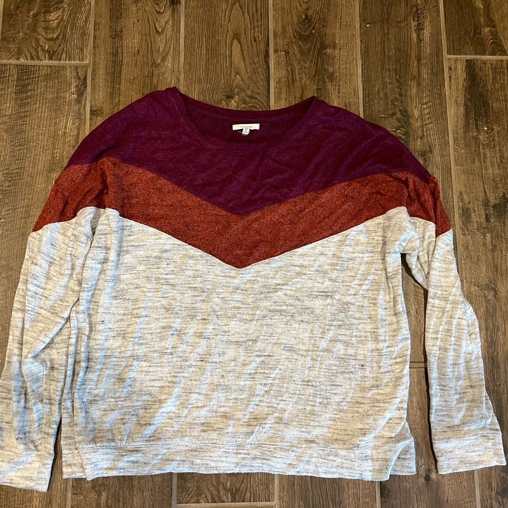 Women’s size XL sweater. Maurice’s brand.